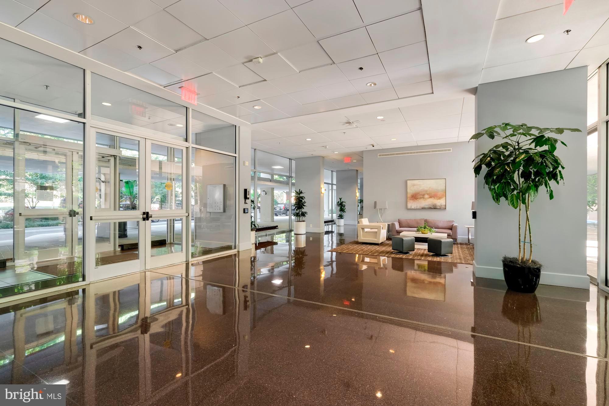 350 G Street Southwest, Unit N109 Washington, DC 20024 - Photo 26 of 29 Business center