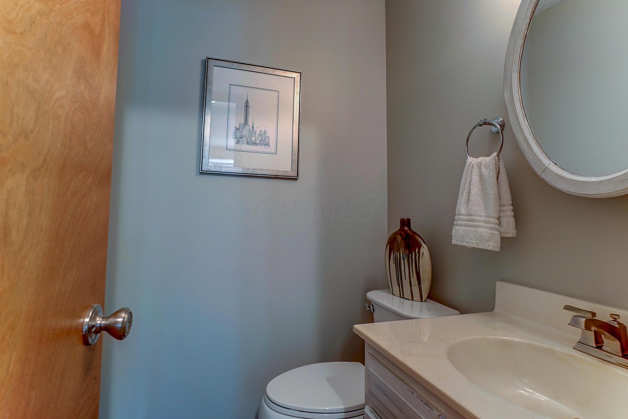 801 Lindenhaven Road Columbus, OH 43230 - Photo 18 of 29