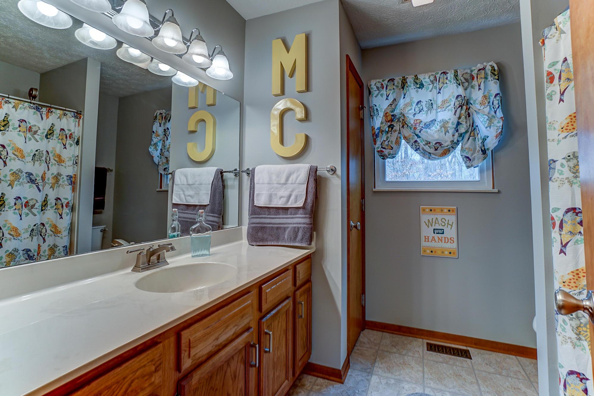 801 Lindenhaven Road Columbus, OH 43230 - Photo 7 of 29