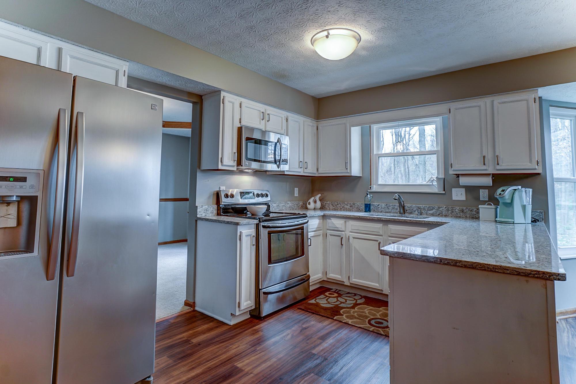 801 Lindenhaven Road Columbus, OH 43230 - Photo 9 of 29