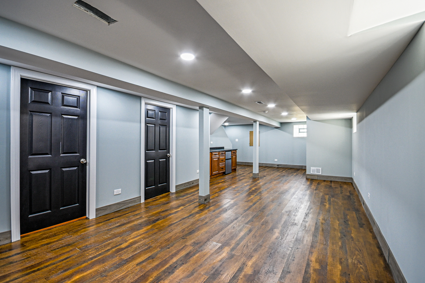 1237 East 95th Street Chicago, IL 60628 - Photo 18 of 26