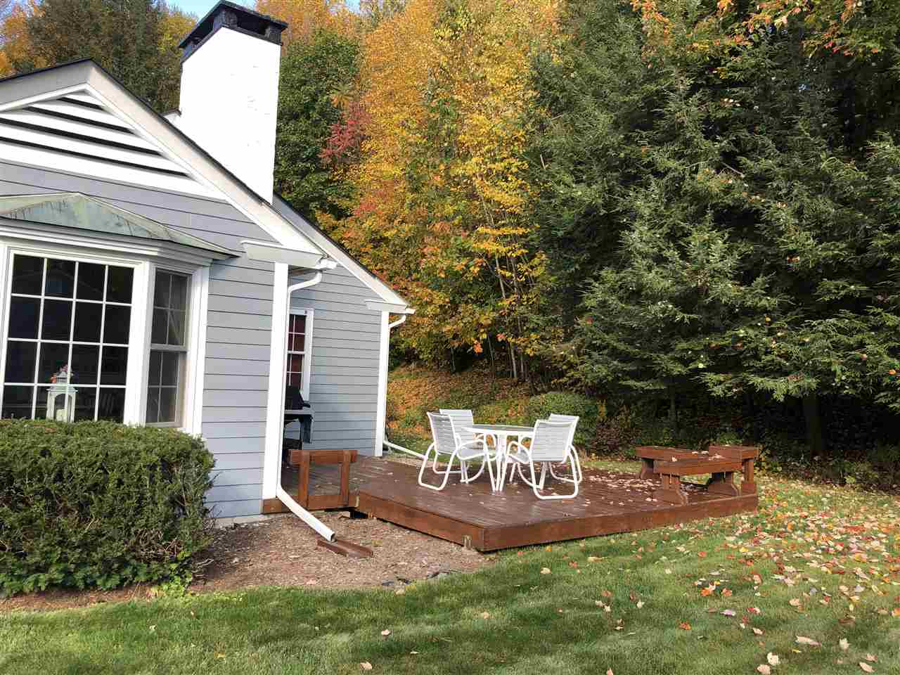 54 Commonwealth Avenue Springfield, VT 05156 - Photo 2 of 21