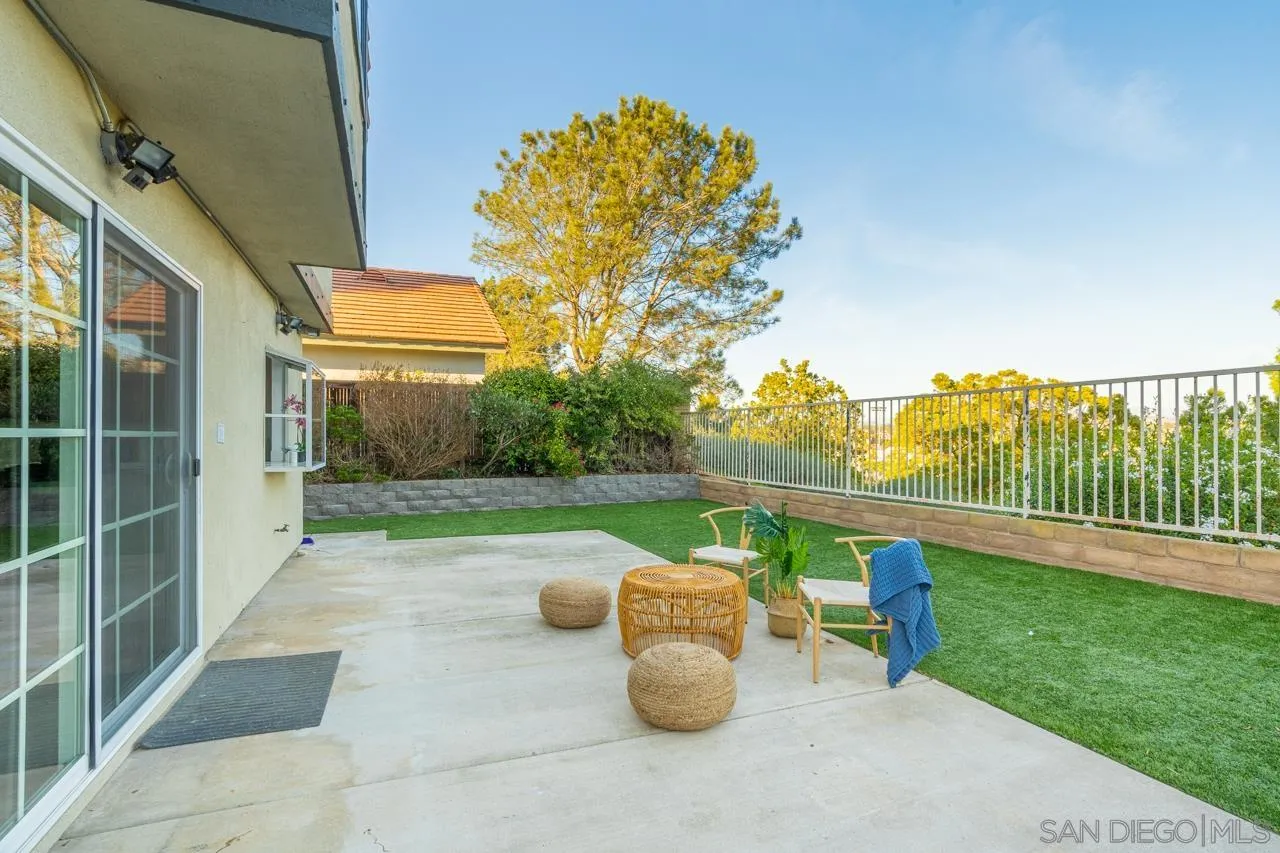 1904 Willow Ridge Drive Vista, CA 92081 - Photo 61 of 70