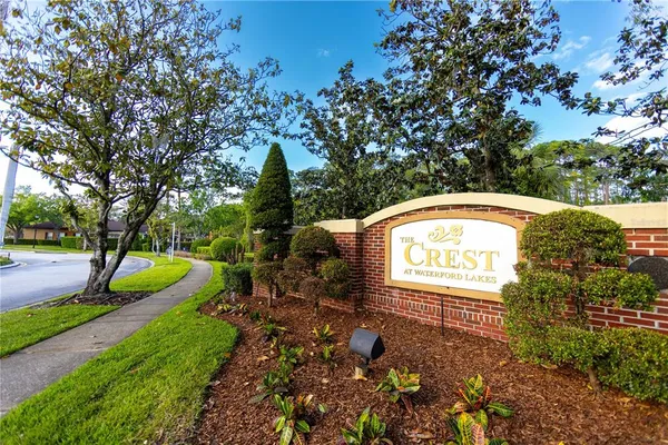 $262,900 | 738 Crest Pines Drive, Unit 714, Orlando, FL 32828