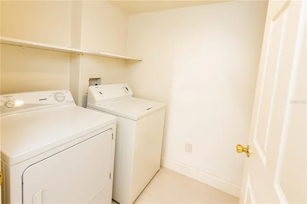 $262,900 | 738 Crest Pines Drive, Unit 714, Orlando, FL 32828