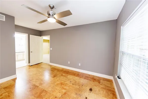 $262,900 | 738 Crest Pines Drive, Unit 714, Orlando, FL 32828