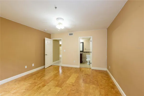 $262,900 | 738 Crest Pines Drive, Unit 714, Orlando, FL 32828