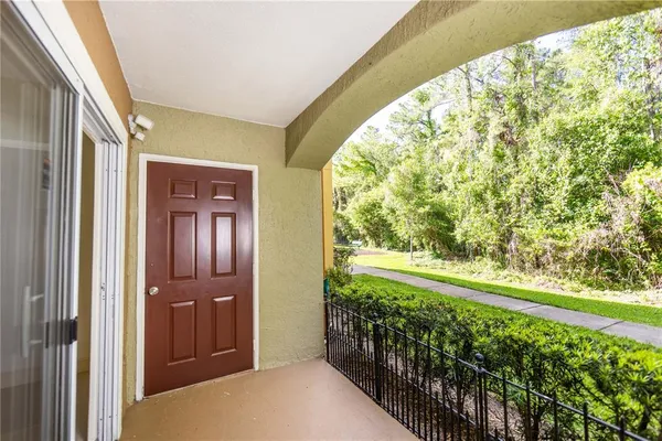 $262,900 | 738 Crest Pines Drive, Unit 714, Orlando, FL 32828