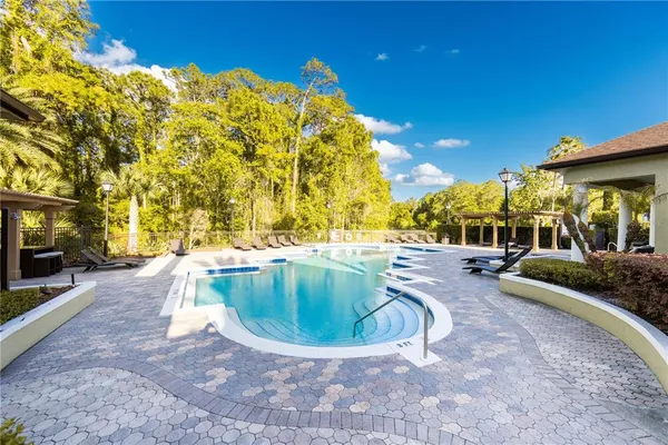 $262,900 | 738 Crest Pines Drive, Unit 714, Orlando, FL 32828