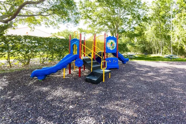 $262,900 | 738 Crest Pines Drive, Unit 714, Orlando, FL 32828