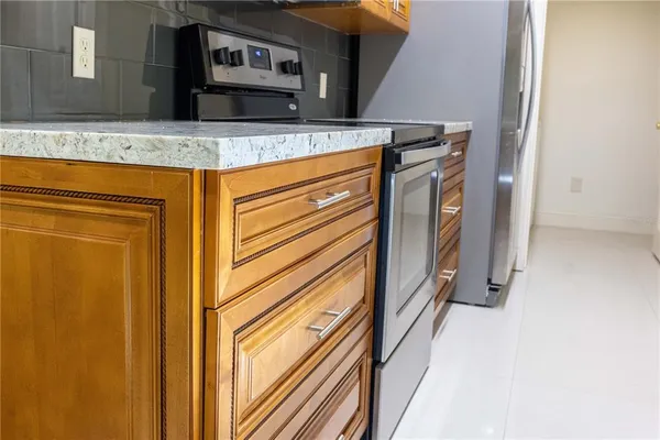 $262,900 | 738 Crest Pines Drive, Unit 714, Orlando, FL 32828