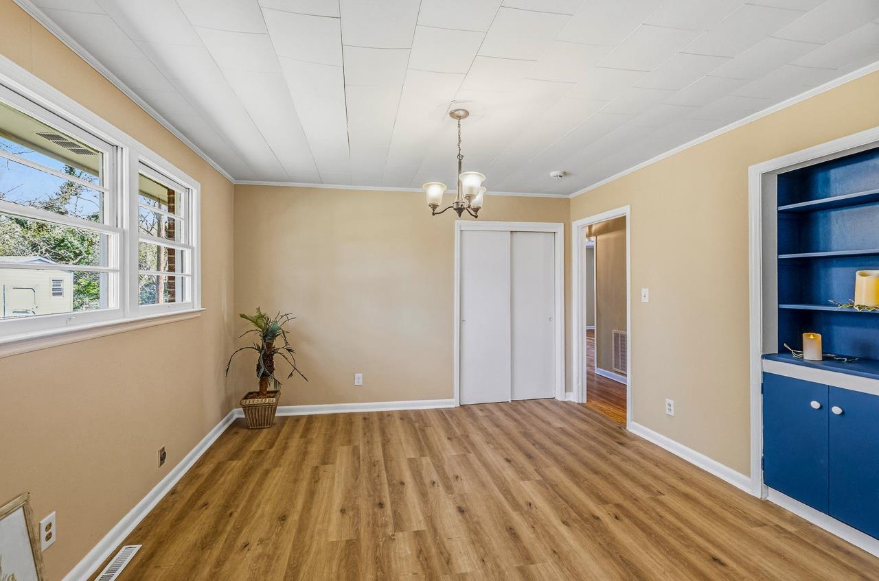 522 West Robinson Street Gaffney, SC 29341 - Photo 3 of 16