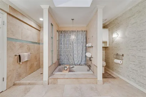 $539,000 | 435 West Northgate Drive, Irving, TX 75062