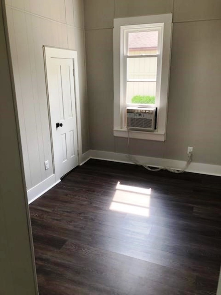 421 South 1st Street Decatur, IN 46733 - Photo 11 of 23