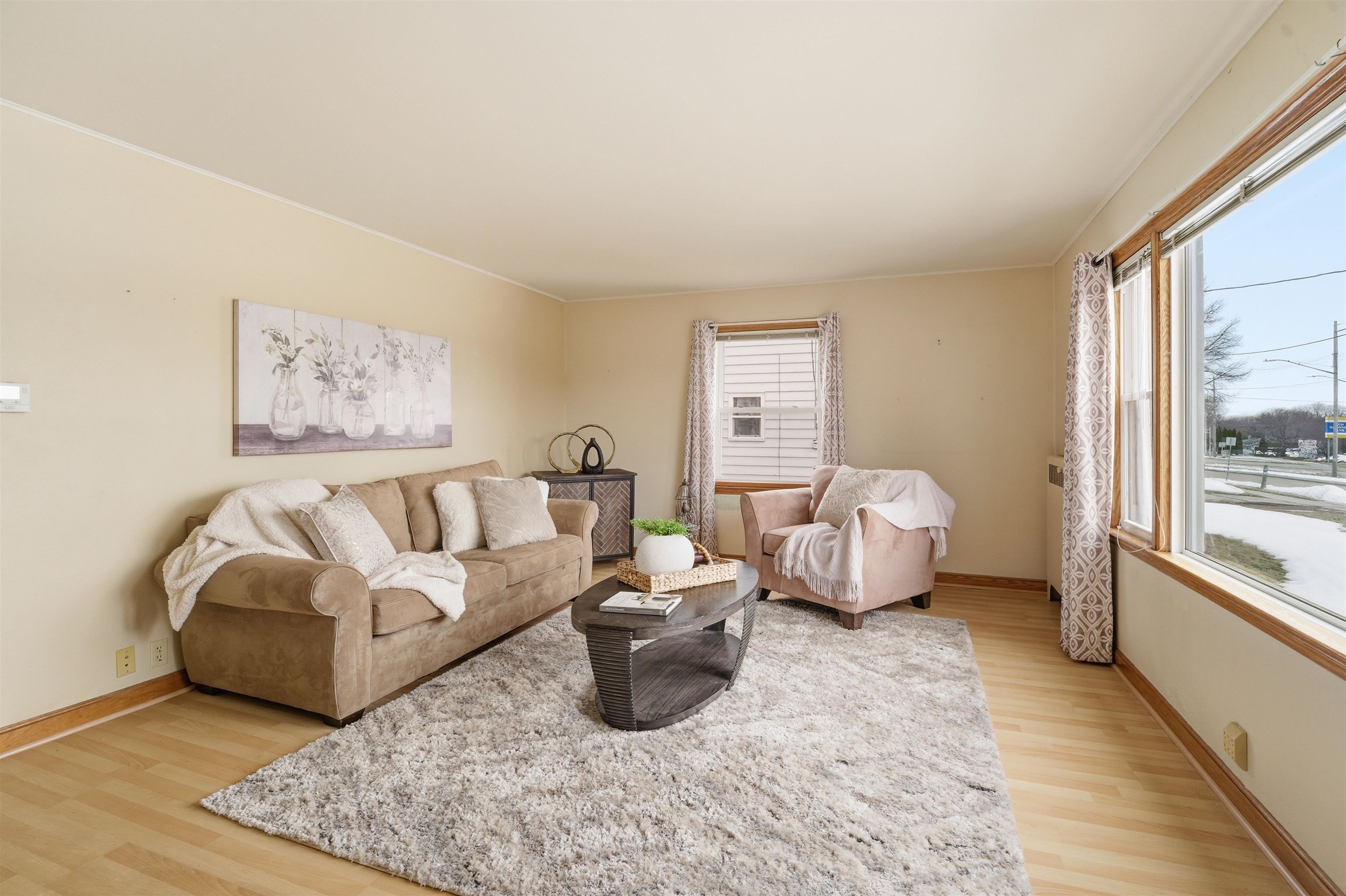 1127 West Northland Avenue Appleton, WI 54914 - Photo 4 of 30