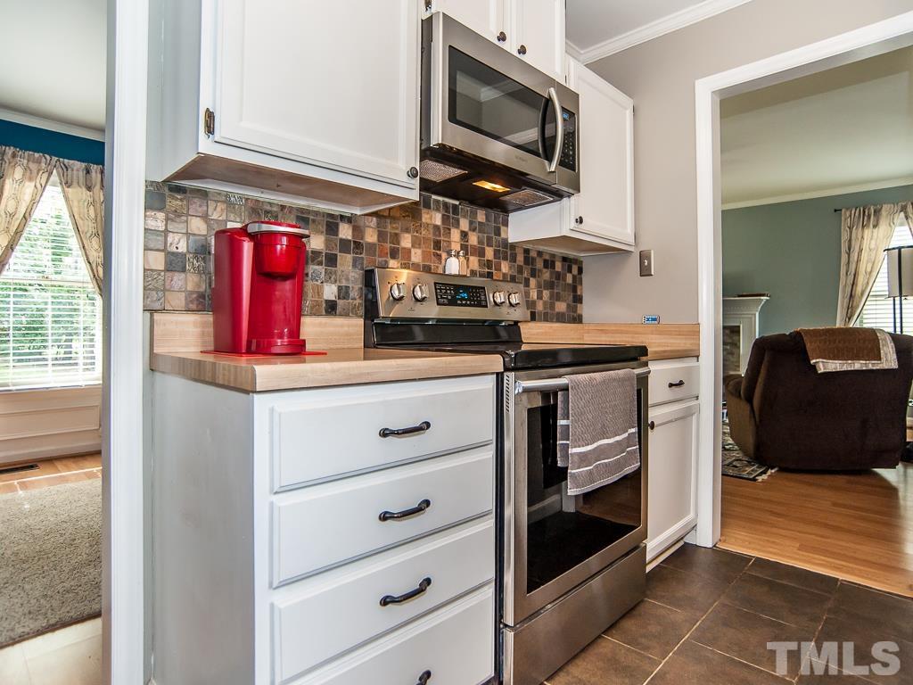 4605 Draper Road Raleigh, NC 27616 - Photo 8 of 24