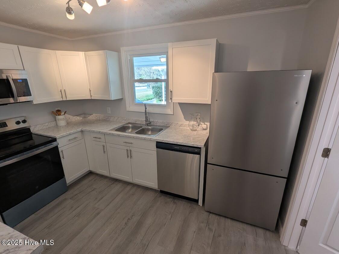 208 Sunset Road Jacksonville, NC 28546 - Photo 11 of 23 Kitchen Sink