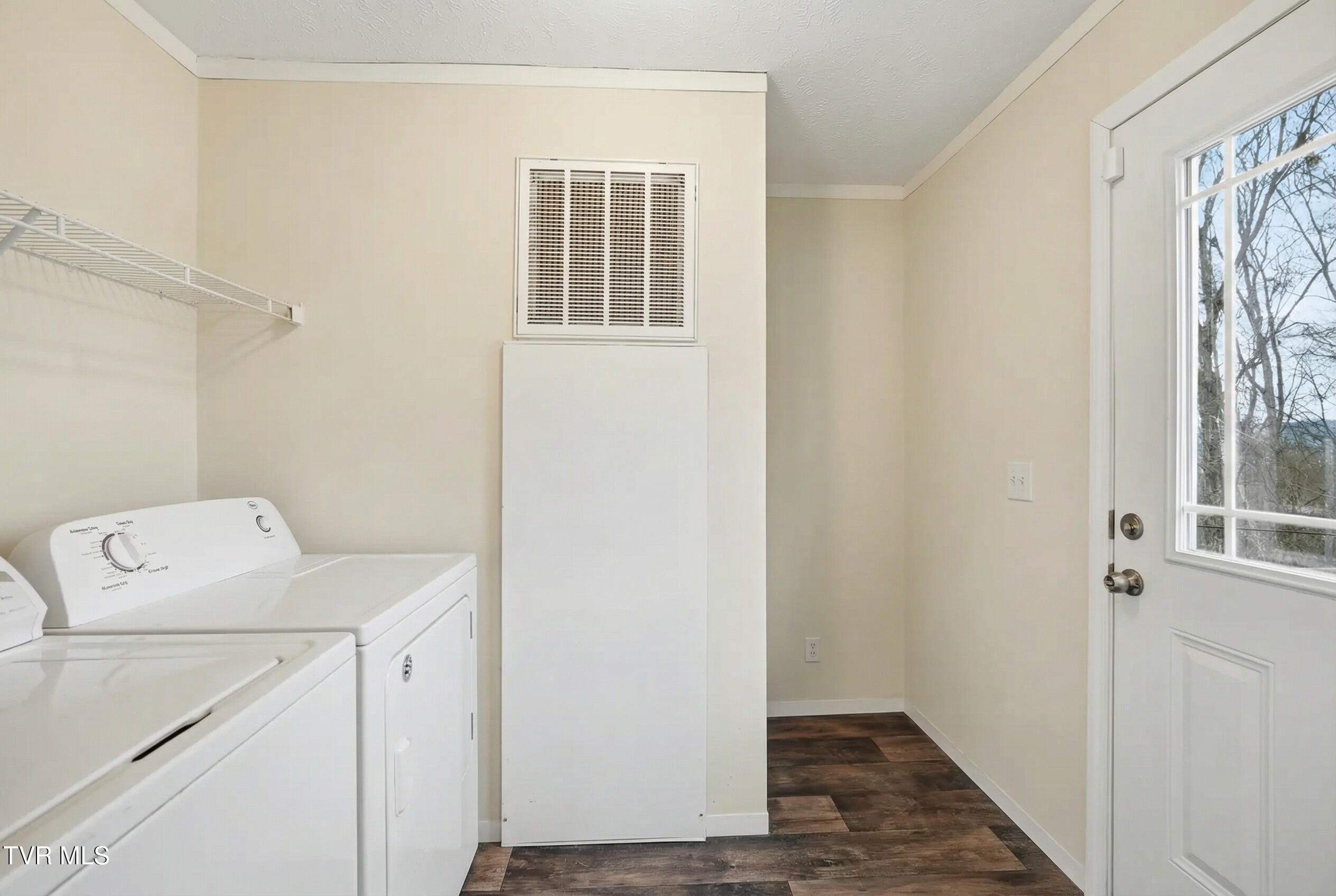 5634 Orebank Road Kingsport, TN 37664 - Photo 13 of 29 Laundryroom