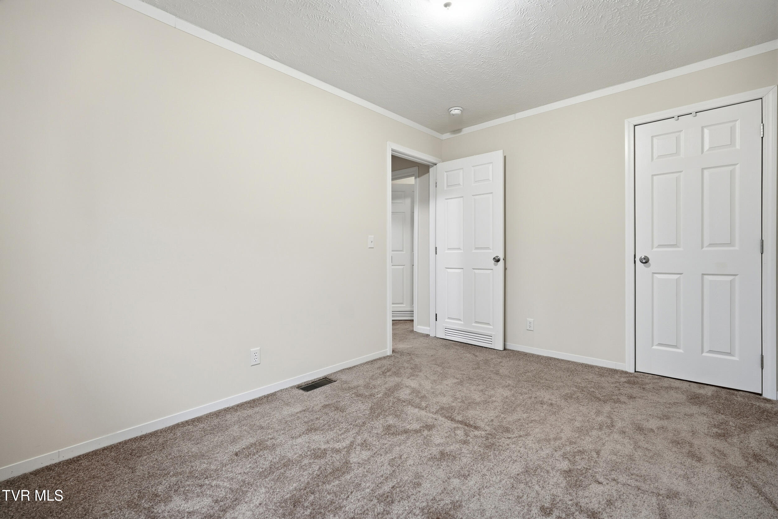 5634 Orebank Road Kingsport, TN 37664 - Photo 22 of 29 Bedroom 3