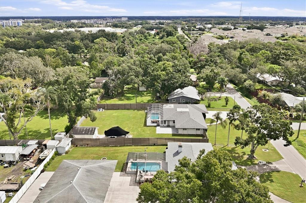 5605 Sawgrass Road Sarasota, FL 34232 - Photo 42 of 57 Gallery Image 42