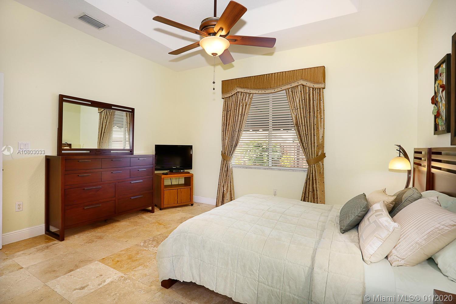 1850 Southeast 20th Road Homestead, FL 33035 - Photo 12 of 26
