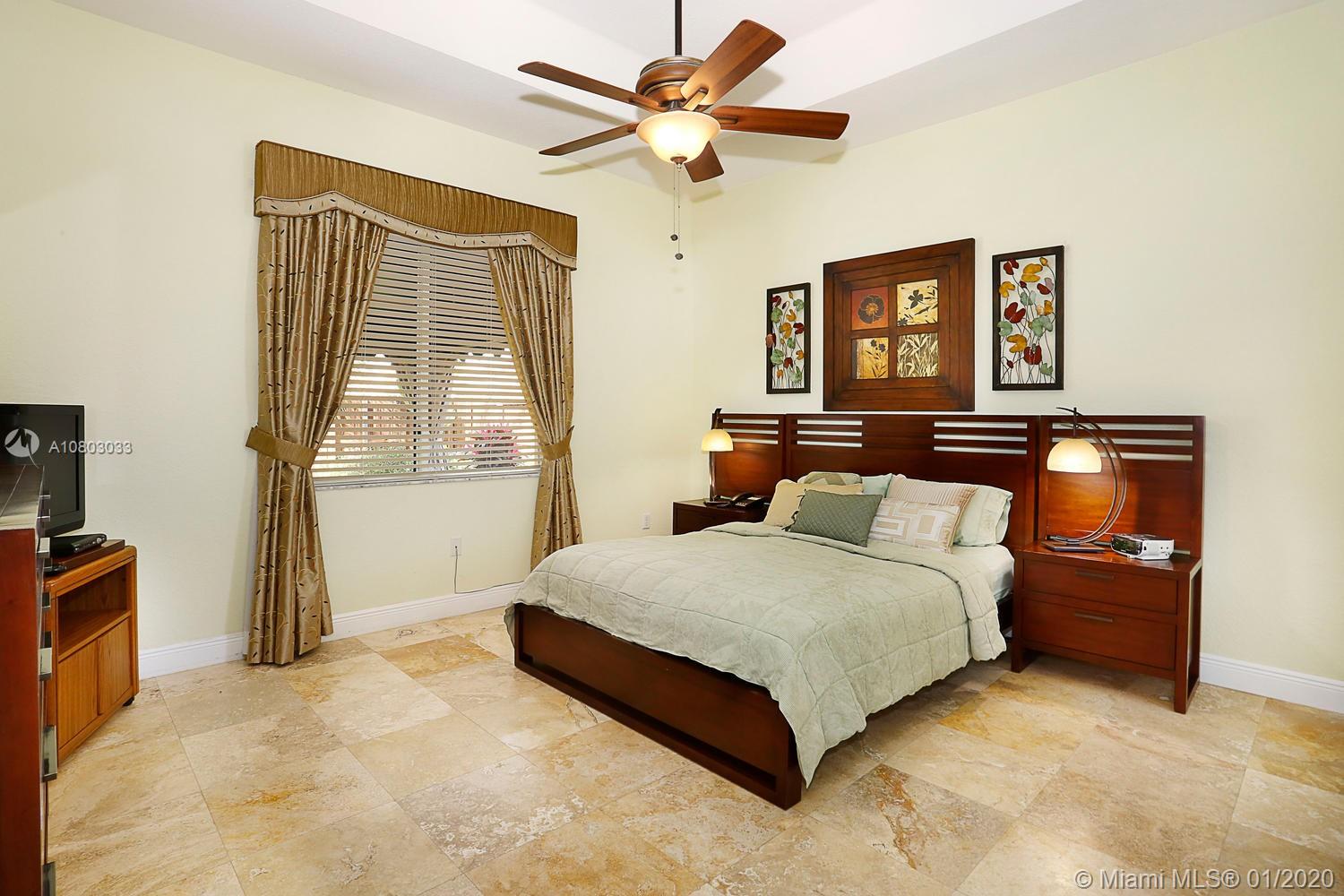 1850 Southeast 20th Road Homestead, FL 33035 - Photo 13 of 26