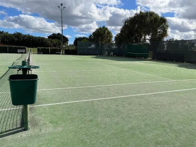 $167,000 | 8962 South Hollybrook Boulevard, Unit 308, Pembroke Pines, FL 33025