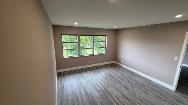 $167,000 | 8962 South Hollybrook Boulevard, Unit 308, Pembroke Pines, FL 33025