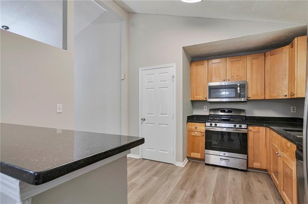 4055 Chimney Ridge Way Ellenwood, GA 30294 - Photo 7 of 25