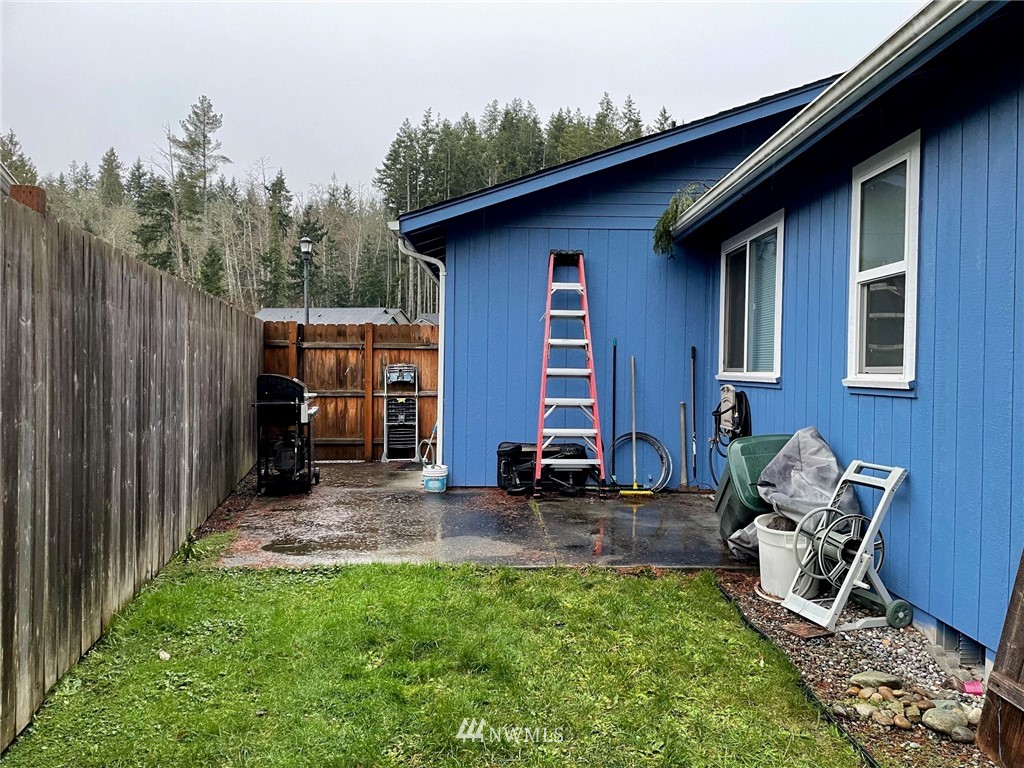 26370 Barrett Road Northeast Kingston, WA 98346 - Photo 17 of 20 Gallery Image 17