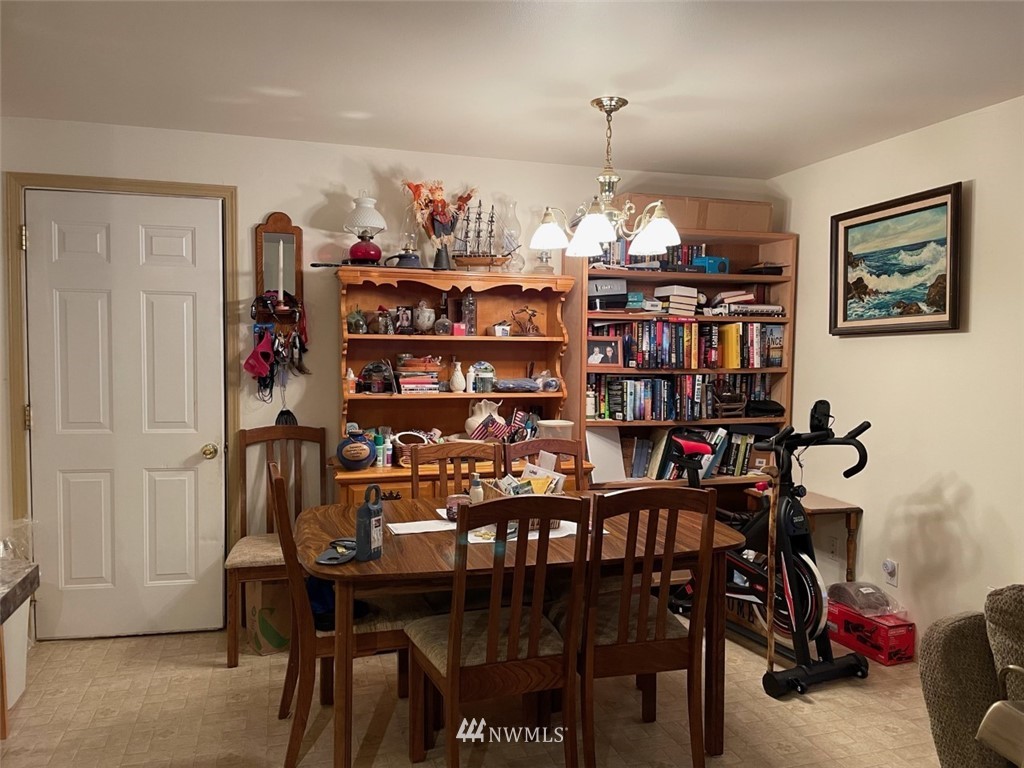 26370 Barrett Road Northeast Kingston, WA 98346 - Photo 8 of 20 Gallery Image 8