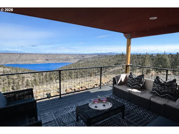 $1,249,000 | 4463 Southwest Corral Drive, Culver, OR 97734