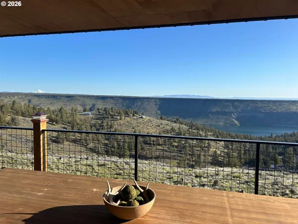 $1,249,000 | 4463 Southwest Corral Drive, Culver, OR 97734