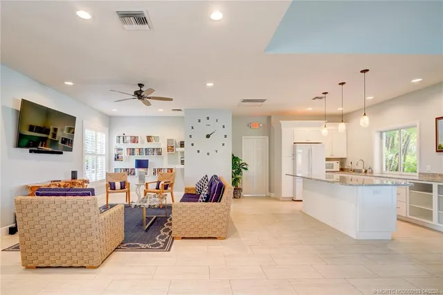 $6,000 | 5799 Northeast Island Cove Way, Unit 1104, Stuart, FL 34996