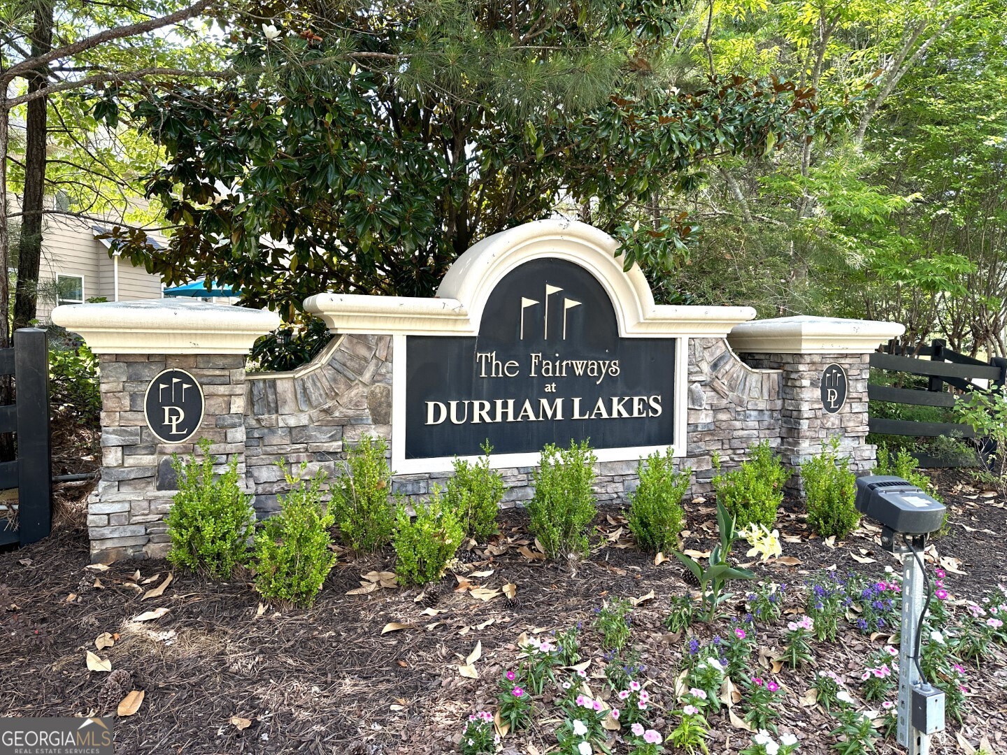 1005 Vintage Court Fairburn, GA 30213 - Photo 2 of 64