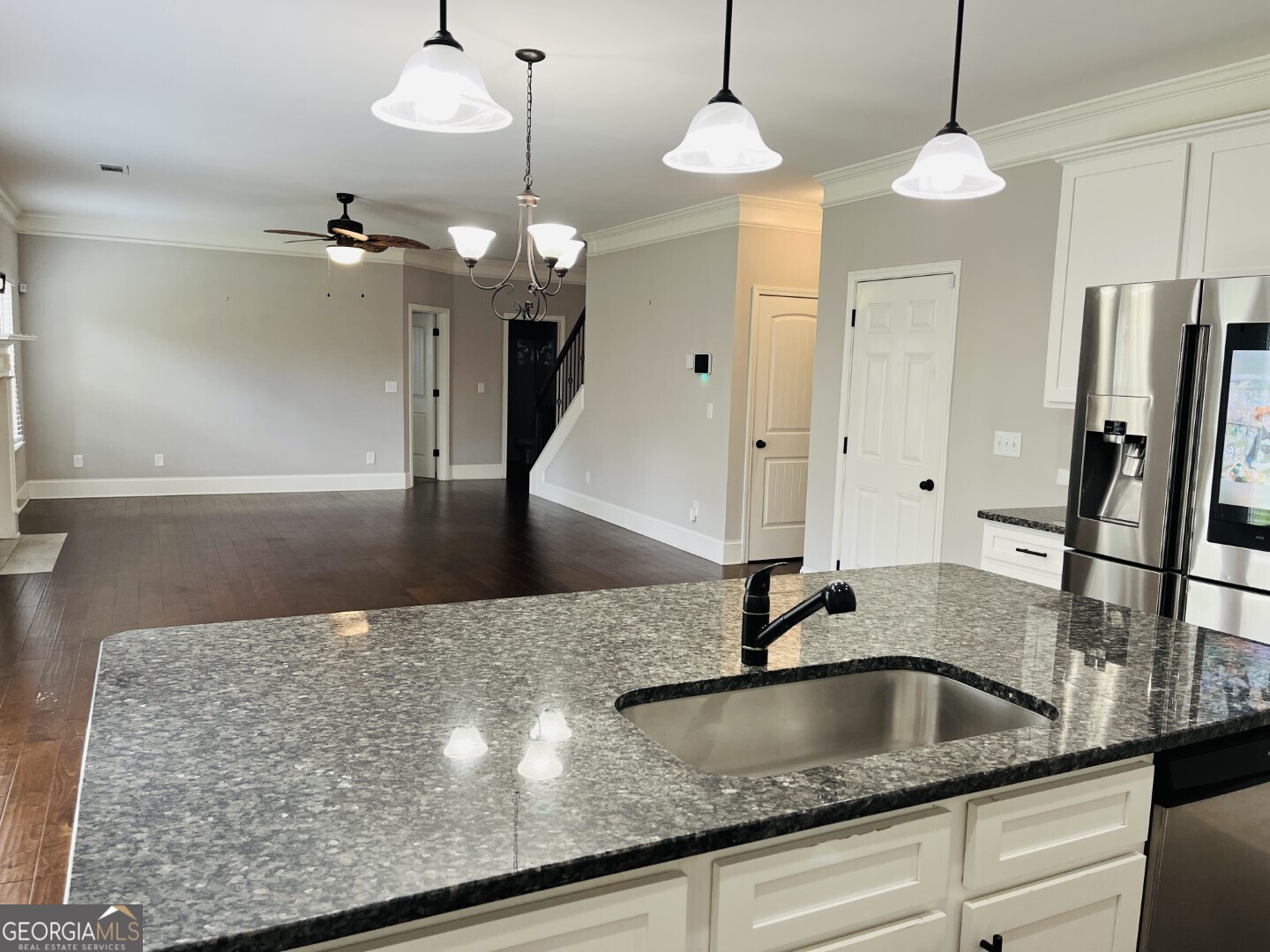 1005 Vintage Court Fairburn, GA 30213 - Photo 5 of 64