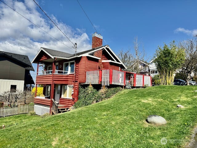 522 12th Street Bellingham, WA 98225 - Photo 3 of 24