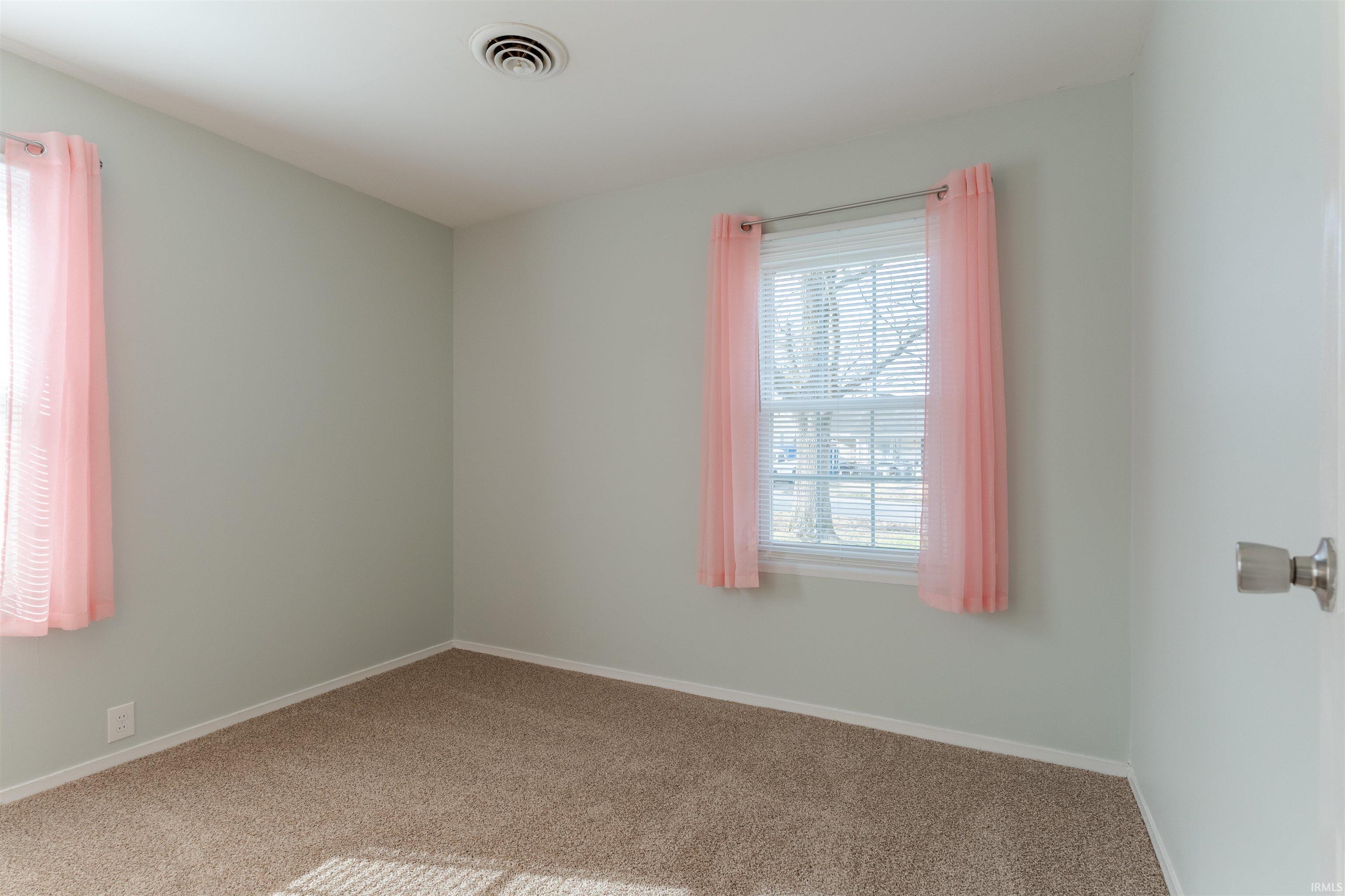 4213 Meadowridge Road Evansville, IN 47710 - Photo 17 of 32