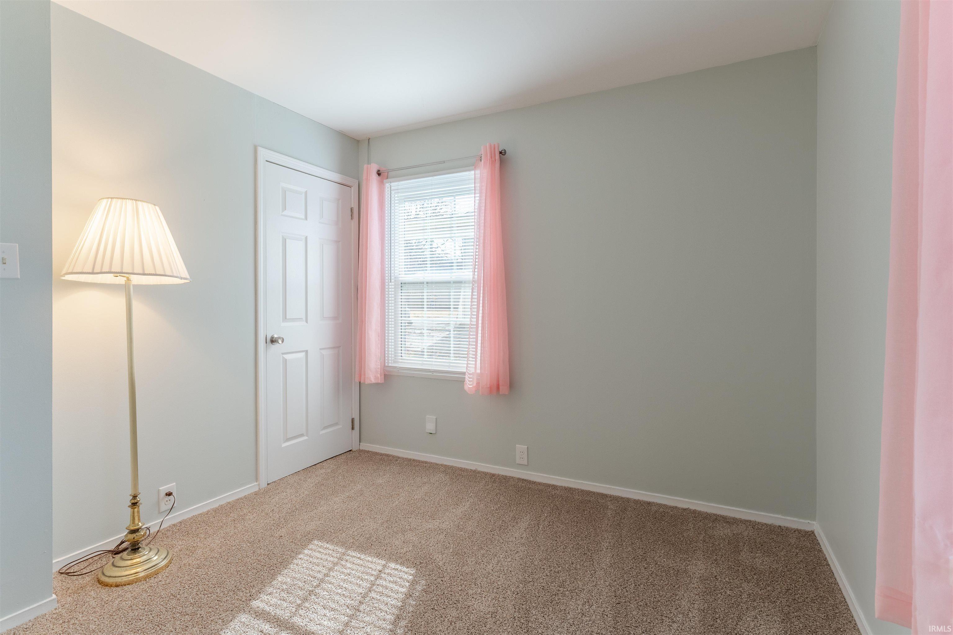 4213 Meadowridge Road Evansville, IN 47710 - Photo 18 of 32