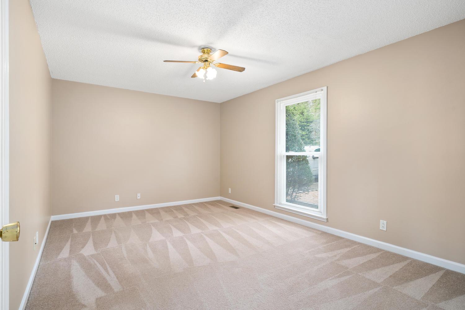 1668 Haynes Road Woodlawn, TN 37191 - Photo 15 of 27 Gallery Image 15