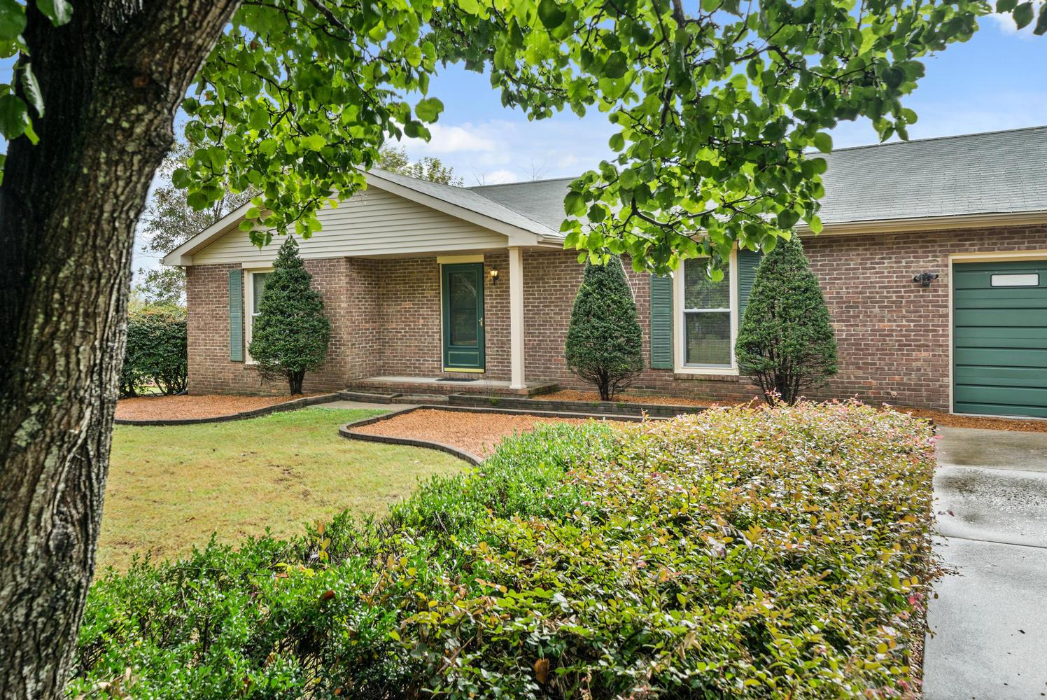 1668 Haynes Road Woodlawn, TN 37191 - Photo 3 of 27 Gallery Image 3