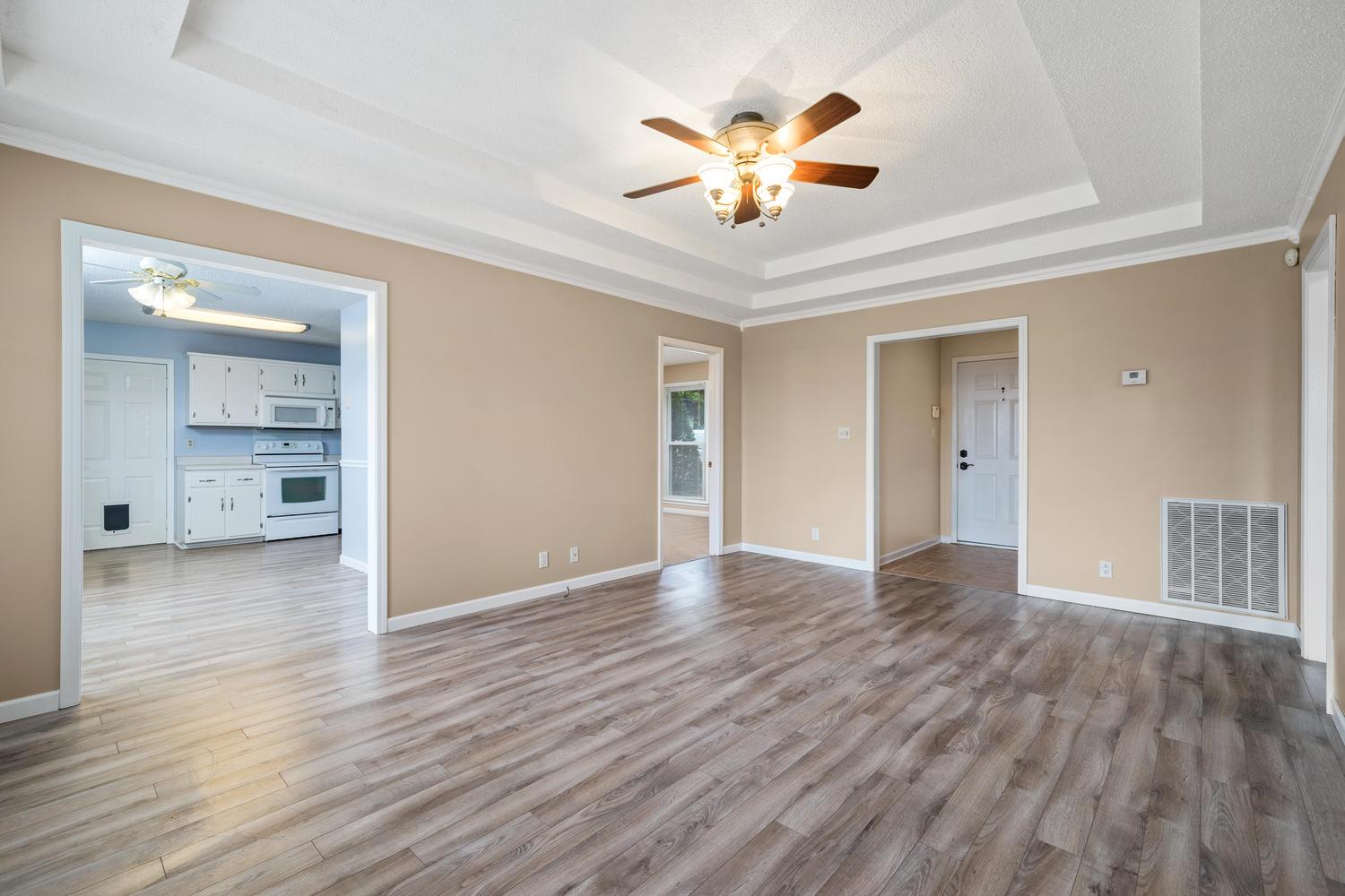 1668 Haynes Road Woodlawn, TN 37191 - Photo 7 of 27 Gallery Image 7