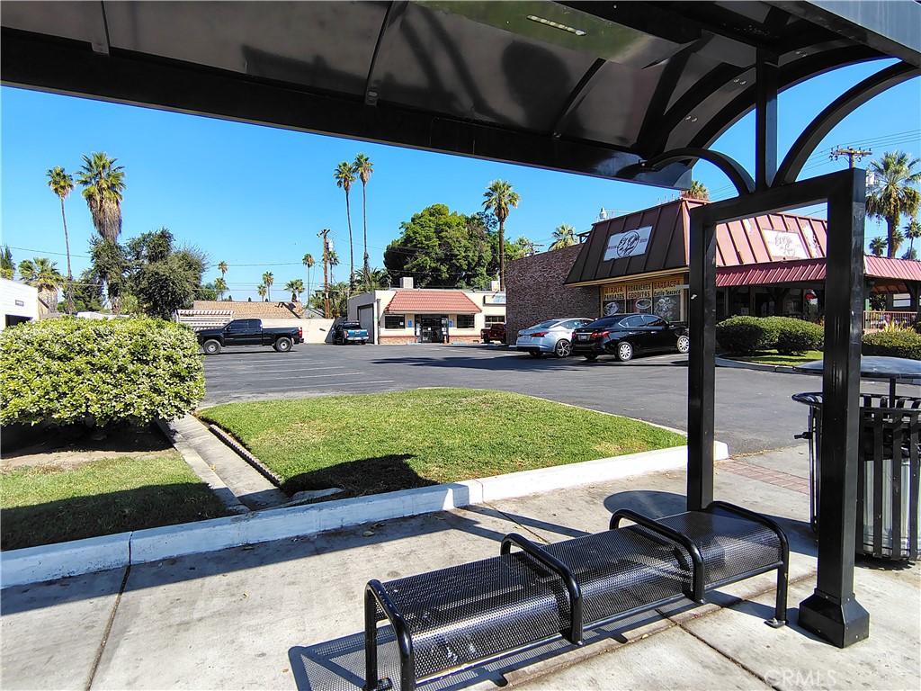 2115 University Riverside, CA 92507 - Photo 11 of 20 a view of a backyard with sitting area