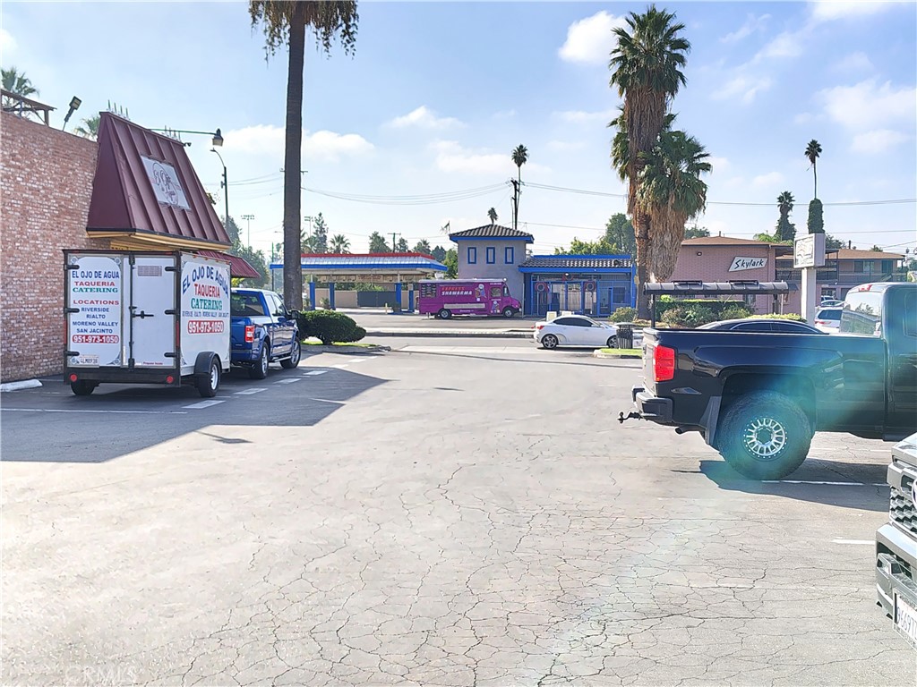 2115 University Riverside, CA 92507 - Photo 19 of 20 a view of a street with cars