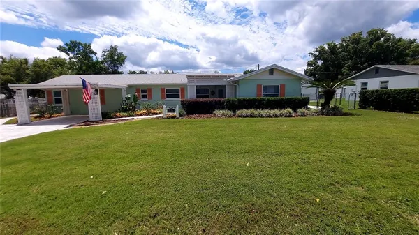 $399,999 | 2136 Sylvan Point Drive, Mount Dora, FL 32757