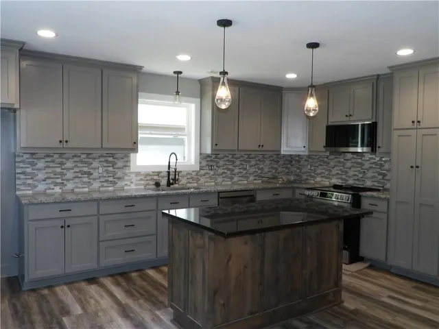 $273,300 | 1103 South Olive Street, Holden, MO 64040