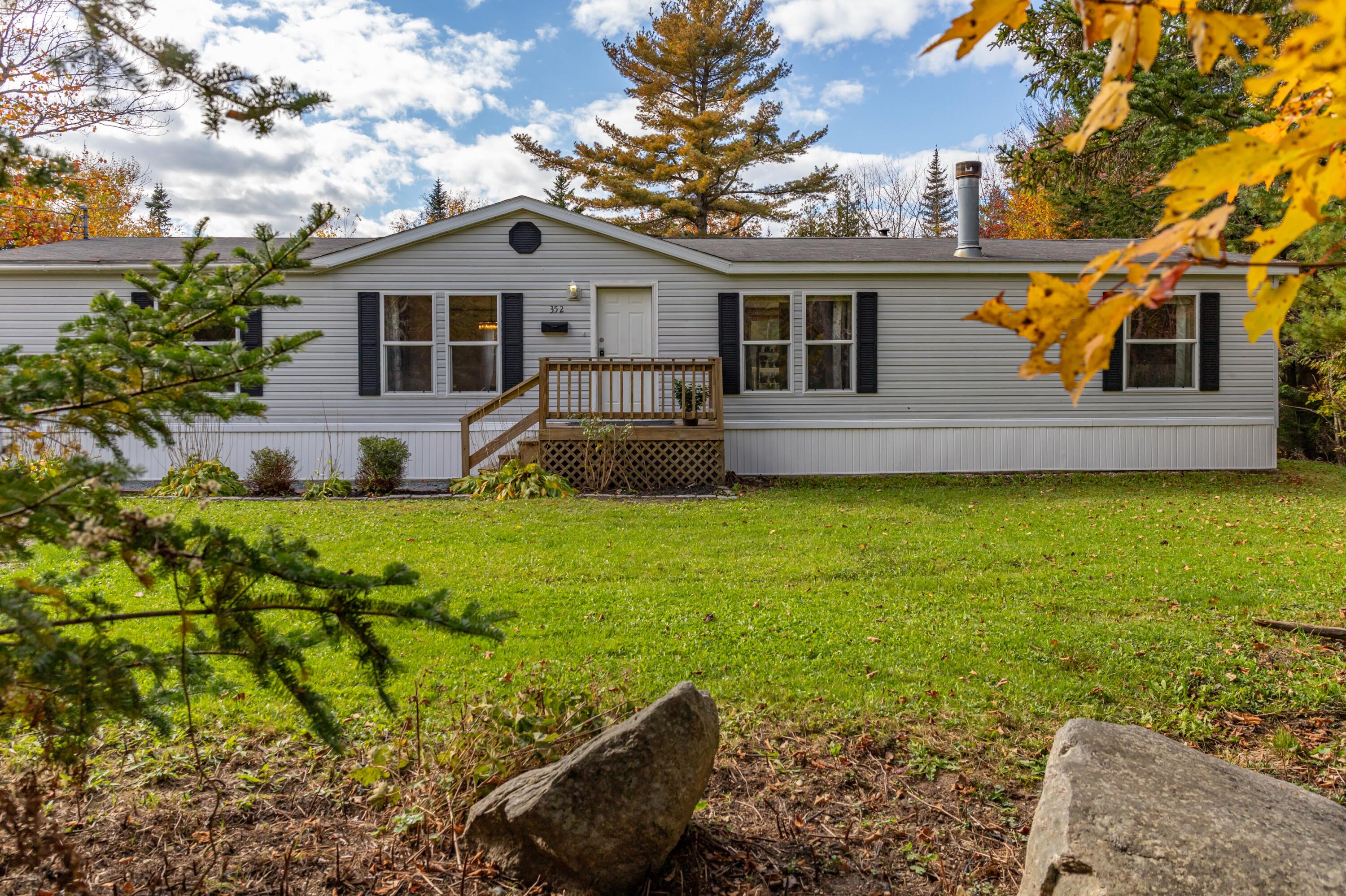 352 Pout Town Exteriors-13