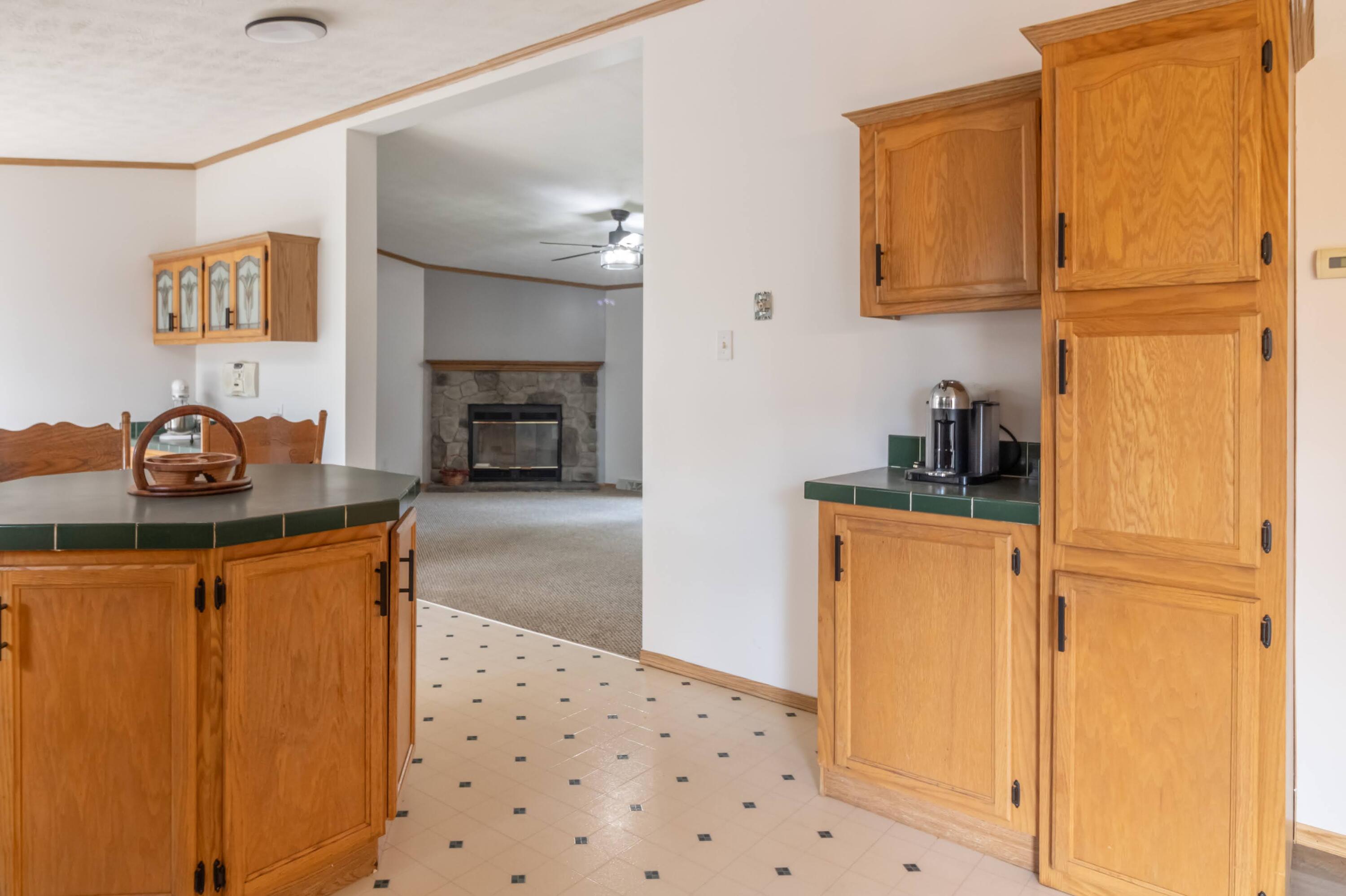 352 Pout Town Road Stockton Springs, ME 04981 - Photo 26 of 54 352 Pout Town Interiors-19