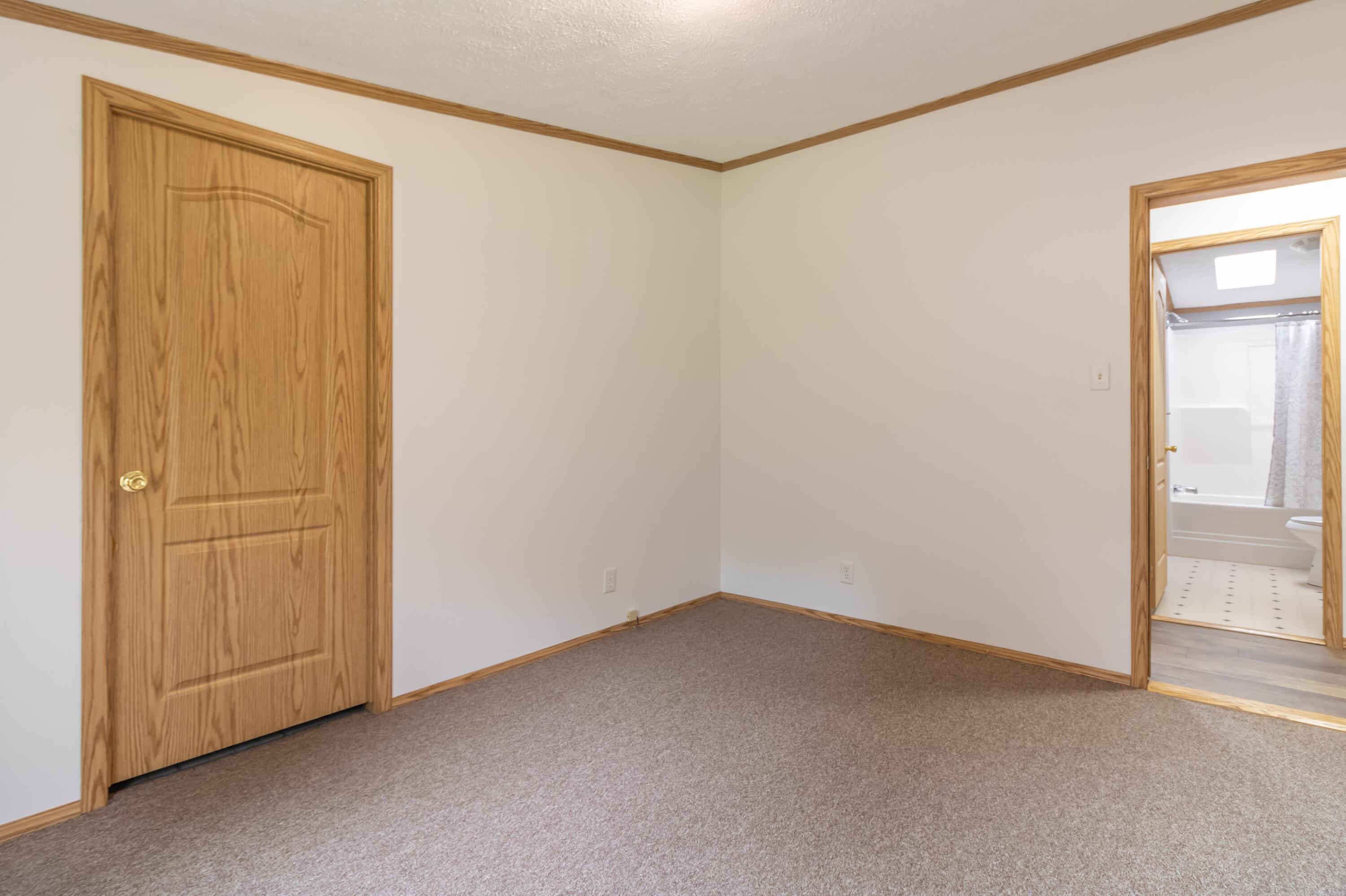 352 Pout Town Road Stockton Springs, ME 04981 - Photo 29 of 54 352 Pout Town Interiors-2