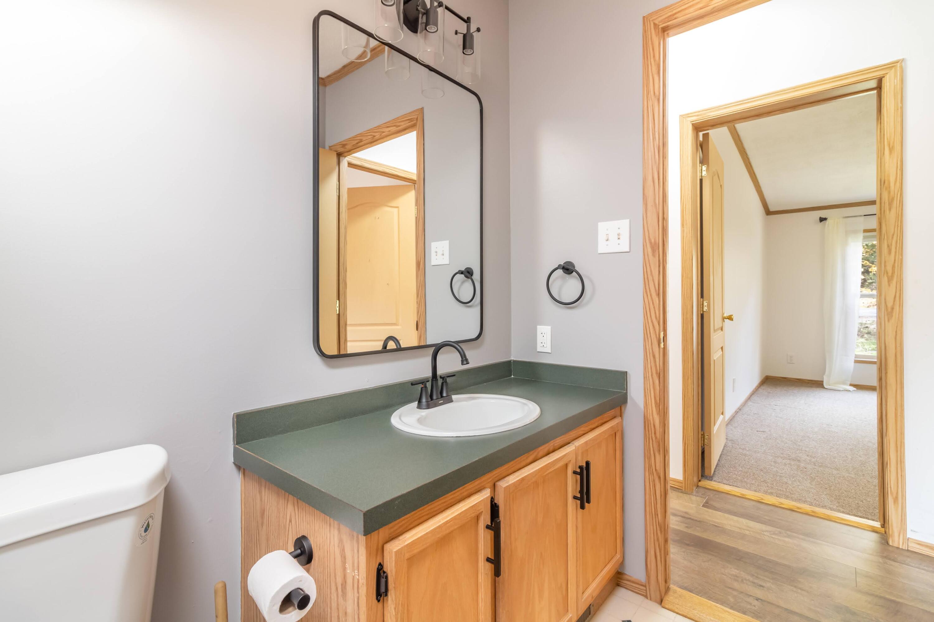 352 Pout Town Road Stockton Springs, ME 04981 - Photo 31 of 54 352 Pout Town Interiors-4